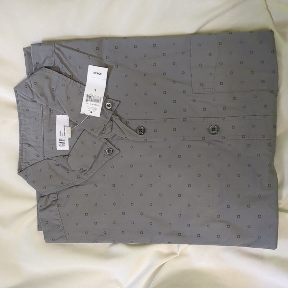 Men's button up- Gap